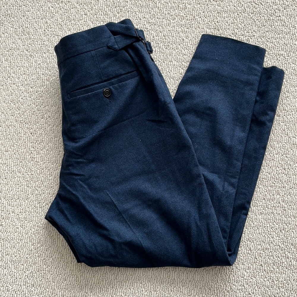 Burberry Wool / Cashmere Blend Crop Pants ⭐️
